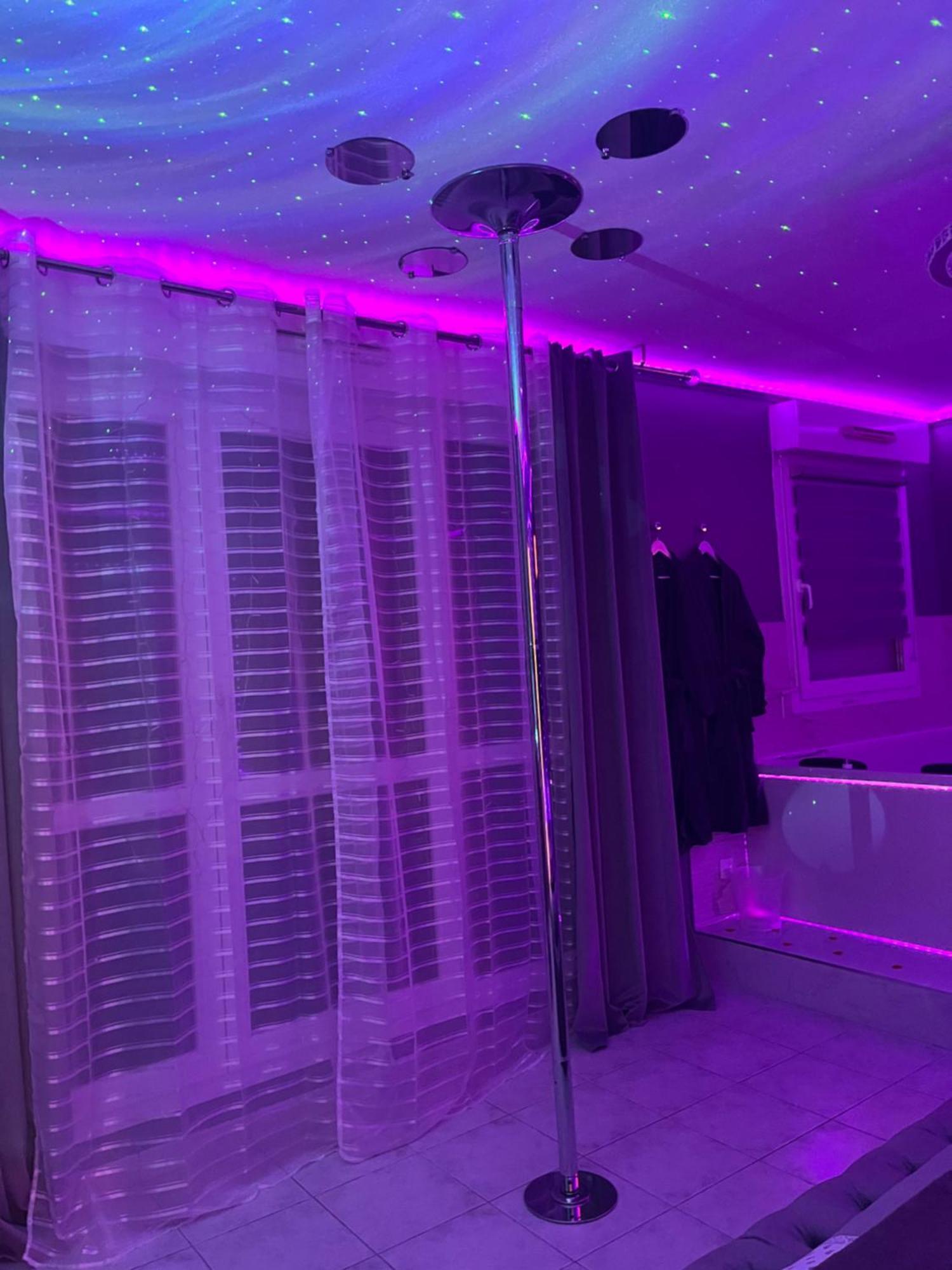 « Le Boudoir D'Elodie » Le Spa Romantique Saint-Leonard  Ngoại thất bức ảnh